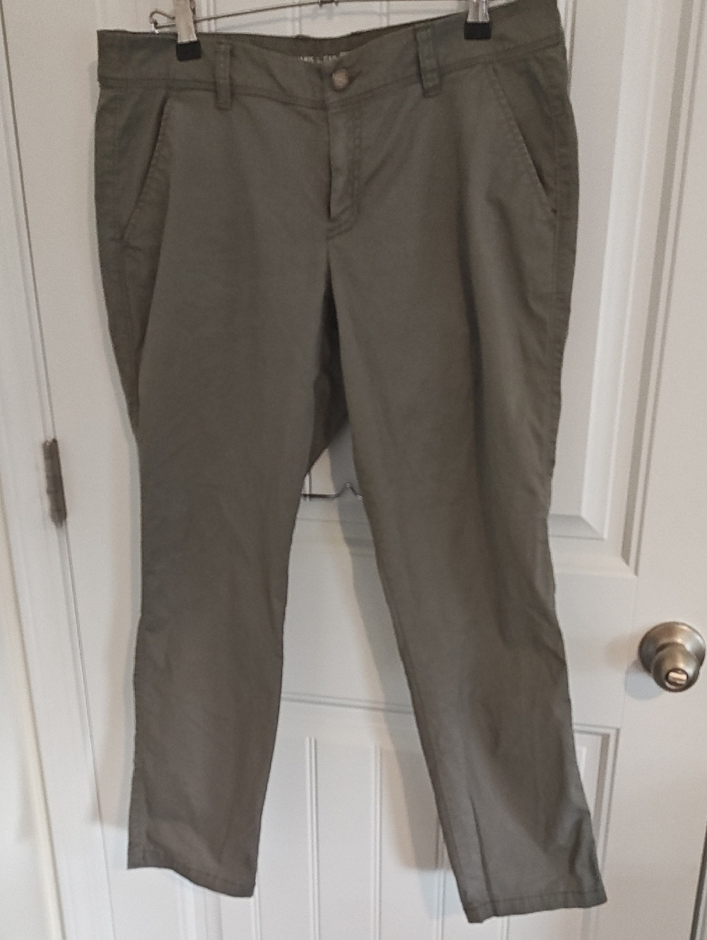 Women Khakis Gap Olive Green Chino Cropped Pants 8 R